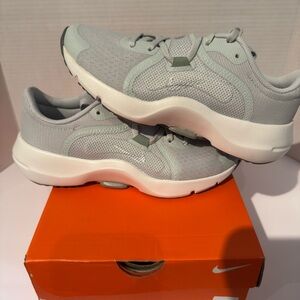 Nike In-season trainers 13 Light Grey Mesh Slip-On Sneakers